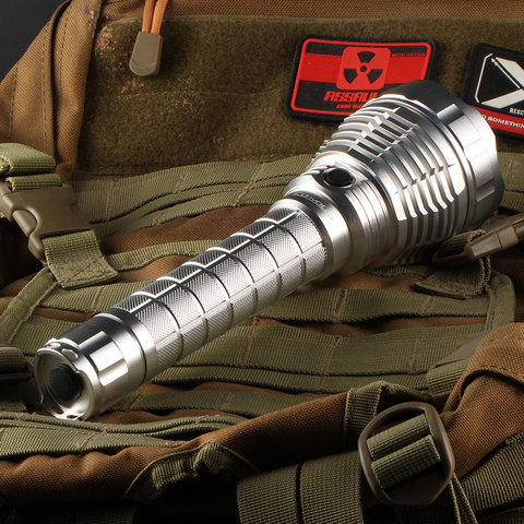 Clear Convoy L6 flashlight ,XHP70 / XHP70.2 led inside ► Photo 1/1