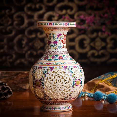 Antique Jingdezhen Handicraft Ceramic Vase Chinese Pierced Hollow Vase Wedding Gifts Home Furnishing Decoration Craft Articles ► Photo 1/1