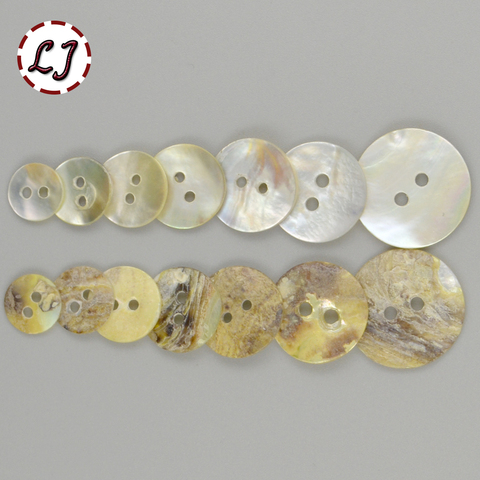 New 30pcs/lot Natural Shell Sewing Buttons Color Mother of Pearl MOP Round Shell 2 Hole Button garment Sewing Accessories DIY ► Photo 1/3