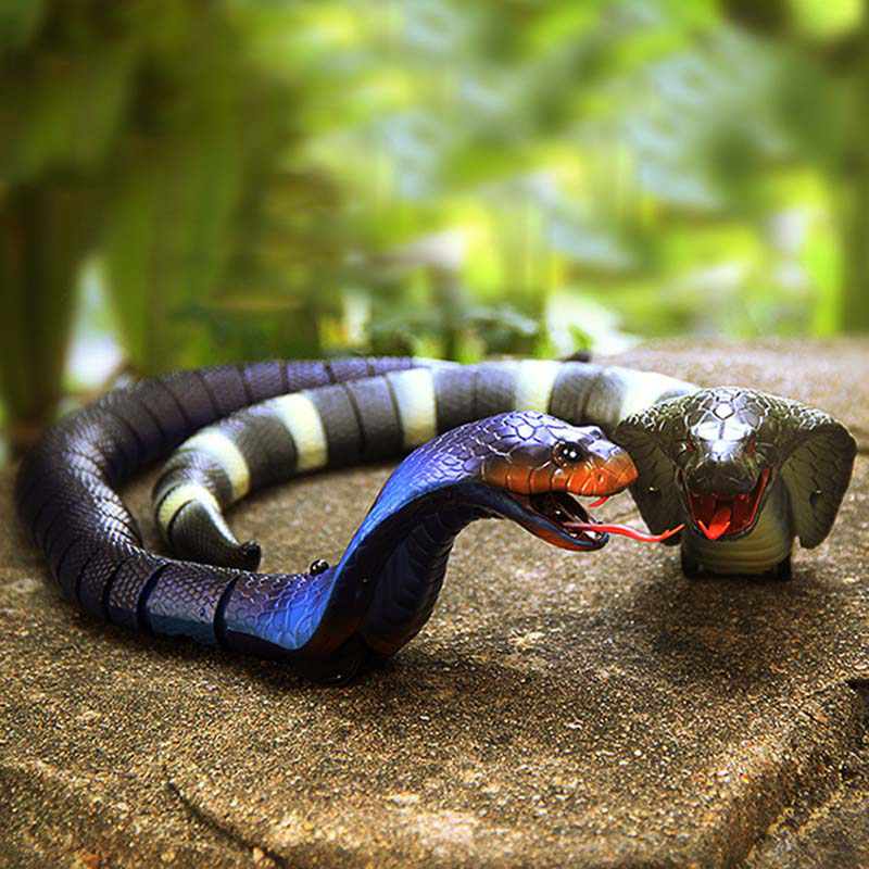 1* Realistic Cobra Snake Replica Animal Model Great Educative Toys Gift For Kids 