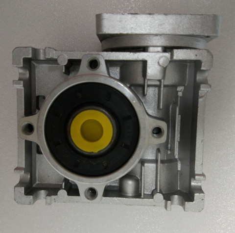 NMRV030 57mm Worm gear reducer Reduction ratio 5:1 to 80:1 input 11mm shaft for NEMA23 stepper motor ► Photo 1/1