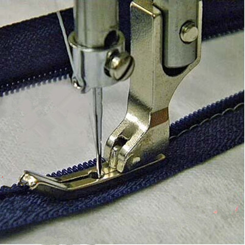 Hinged Invisible Zipper Feet for Industrial Sewing Machines, in 2