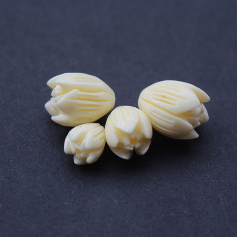 (20 pieces/lot) Carved Jasmine Flower Artificial coral beads 7 8 9 10mm Beige color for Jewelry making ► Photo 1/3