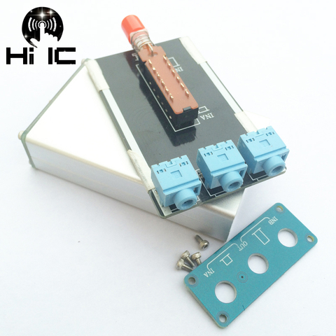 2 Input 1 Output  Audio Signal Switcher Switch Splitter Selector Box Sound Video 3.5mm ► Photo 1/1