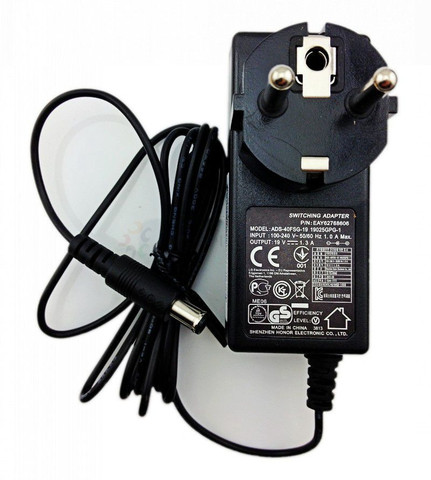 EU Wall Plug AC Power Adapter Charger 19V 1.3A /1.2A for LG ADS-40FSG-19 E1948S E2242C E2249 6.5*4.4mm With pin inside ► Photo 1/5