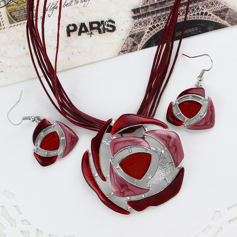 Vintage Enamel Jewelry Set Multilayer Leather Chain Hollow Round Gem Pendant Necklace Earrings Summer Jewelry Sets Women ► Photo 1/6