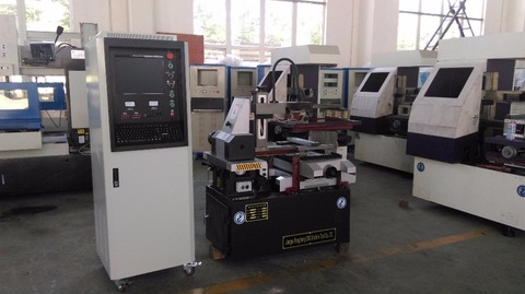 DK7720 CNC EDM wire cutting cut machine ► Photo 1/1