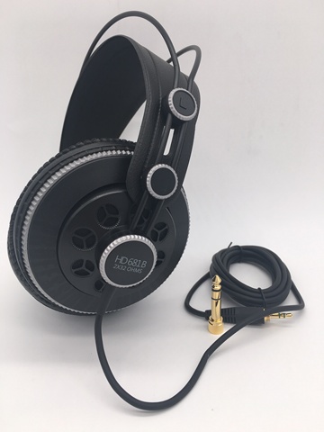 Professional Studio Headphones Superlux HD681B Semi-open Dynamic Stereo Monitoring Headset DJ Hifi Noise cancelling headphone ► Photo 1/6