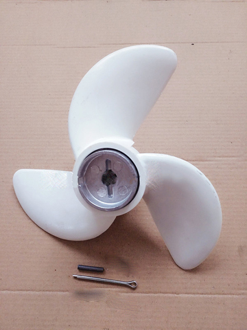 Free Shipping Nylon propeller for Hangkai 2 stroke 3.5hp 3.6 hp gasoline boat engine accessories  ► Photo 1/2