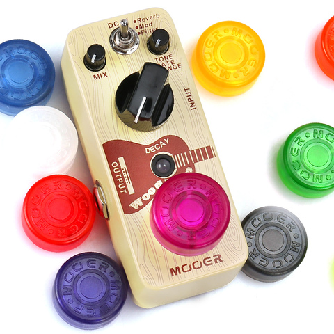 1 Piece Candy Color Electric Guitar Effect Pedal Mooer Candy Cover Cap Footswitch Topper Plastic Bumpers For Guitar Effect Pedal ► Photo 1/6
