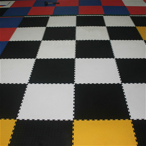 1PC x Perfection Floor Tiles Flexible Interlocking PVC Garage Floor Tile Mat Plastic Interlocking Gym Floor 500 x 500 x 5mm ► Photo 1/1