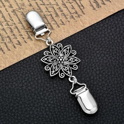 Retro Cardigan Clip Sweater Clip Women Filigree Cinch Back of Dresses Shawl  Clip - Price history & Review, AliExpress Seller - Bettertime Store