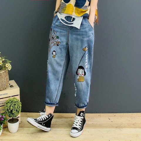 QPFJQD National Wind Women Cute Cartoon Embroidery Jeans Hole Elastic Waist Harem Denim Pants Casual Loose Water Washed Trousers ► Photo 1/6
