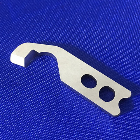 OVERLOCK MACHINE UPPER BLADE, KNIFE WILL FIT JANOME 104D, 134D, 203 GENERIC PART 784045008  AA7104 ► Photo 1/5