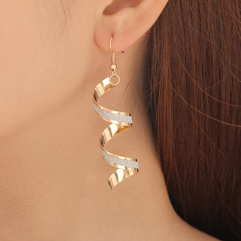 Foreign Trade New Personality Wild Spiral Curved Geometric Earrings Frosted Earrings Design Sense Wave Curve Earrings Jewelry ► Photo 1/5