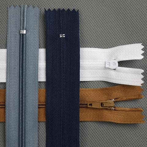 1pcs Nylon Zipper Zip Zipp 3# 12 / 15 / 20 / 25 / 30 / 35 / 40 / 45 / 50 / 55 / 60 cm Zippers For Sewing Clothes Garment Bag DIY ► Photo 1/4