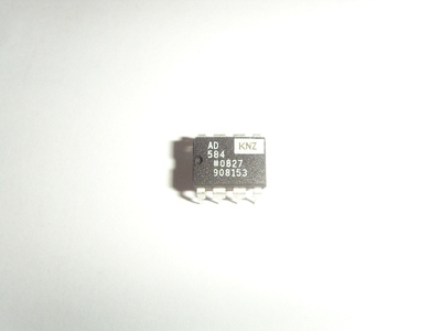 1PCS   AD584KNZ  AD584  AD584KN  DIP-8 new and original In Stock ► Photo 1/1