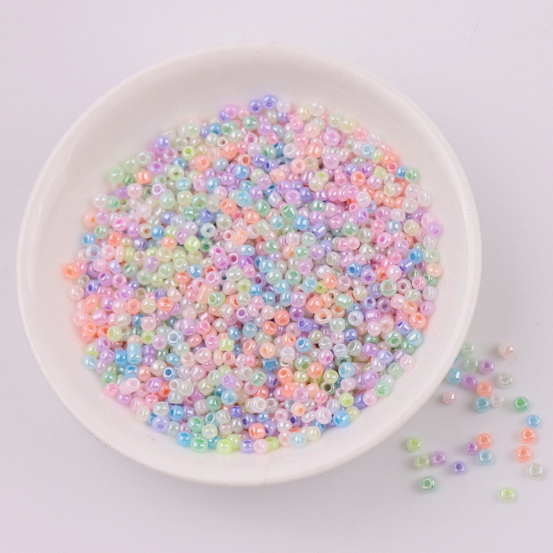 1000pcs Cream Czech Spacer Glass Seed Beads 2mm Jewelry Hand DIY For bags,  clothing, necklaces and bracelets Sewing Accessories