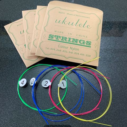 4PCS Ukulele Guitar Strings Set Colorful Nylon Strings for 21/23/26 Inch Ukulele Universal ► Photo 1/6