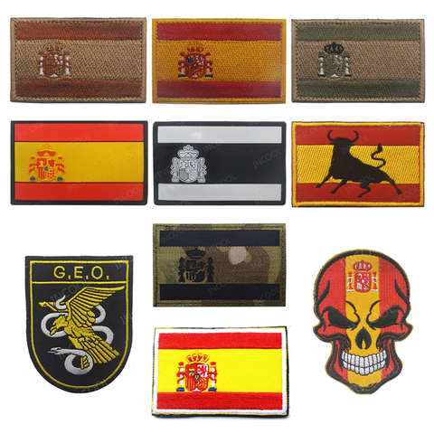 Spain Flag Embroidered Patches Tactical Military Patch Skull Emblem Appliques Spanish Flags Rubber PVC Embroidery Badges ► Photo 1/6