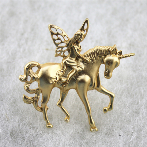 Fashion Simple Gold Matte Fairy Angle Unicorn Brooch Button Badge For Women Clothes Scarf Hat Brooch Pin Decoration Jewelry Gift ► Photo 1/4