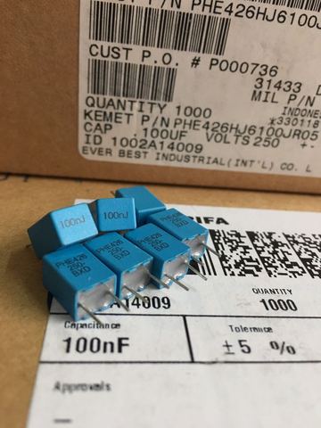 10PCS RIFA PHE426 0.1uF/250V 5% P5MM MKP 104/250V audio blue film Capacitor 426 100nF 250VDC 104 0.1UF ► Photo 1/1