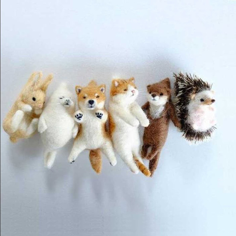 Non-finished 2022 Pick Up Lovely Akita Dog Cat Panda Raccoon Rabbit Animal Wool Needle Felting Package material DIY Felted Kits ► Photo 1/6