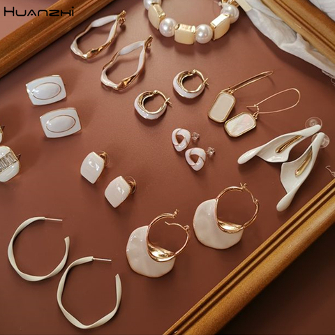 HUANZHI 2022 White Geometric Round Square Irregular Hollow Pearlescent Starry Sky Calla Lily Enamel Earrings for Women Girls ► Photo 1/6