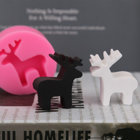 Christmas deer Silicone Mold Aromatherapy Plaster Car Silicone Mould Cake Decoration Fondant Sugarcraft Tools Silicone Mould ► Photo 1/5