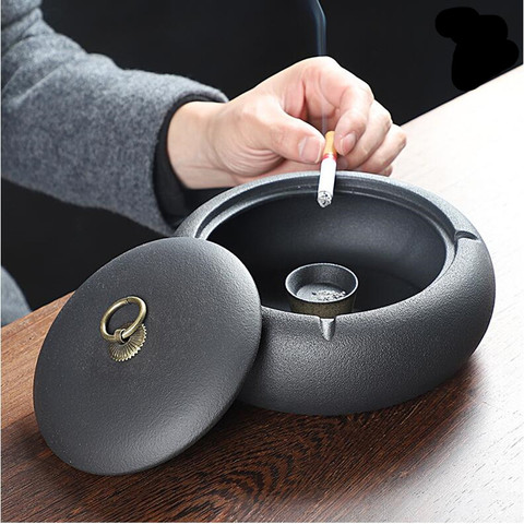 Black Ceramic Ashtray Creative Personality Fashion Windproof Large Living Room Home Office European Style Ashtray ► Photo 1/6