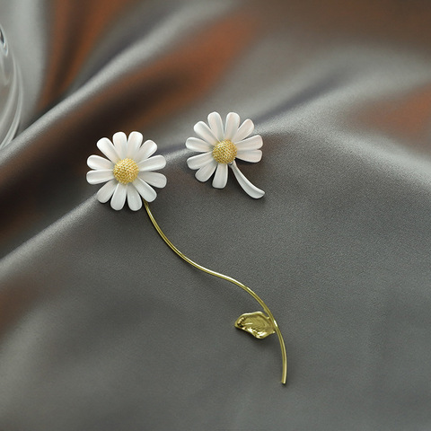 Korean Cute Vintage Flower Enamel Glaze Stud Earrings For Women Fashion Asymmetric Daisy Boucle d'oreille Brincos Jewelry Gifts ► Photo 1/6