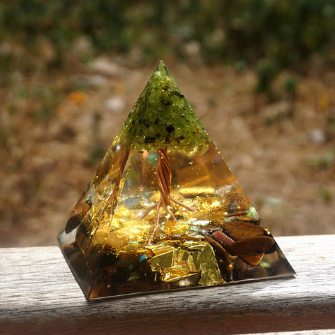 Handmade Tree of Life Orgone Pyramid 60mm Peridot With Tiger Eye Crystal stone, Orgone Accumulator, EMF Orgonite Energy Chakra ► Photo 1/6