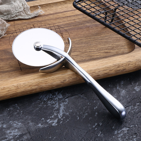 GLANYOMI Premium Zinc Alloy Round Pizza Cutter Knife, Durable Pizza Roller Wheel, Kitchen Baking Tools ► Photo 1/5