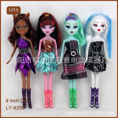 High Quality Plastic Cartoon Doll Fasion Monsters Dolls Moveable Toy Girls Gift ► Photo 1/1