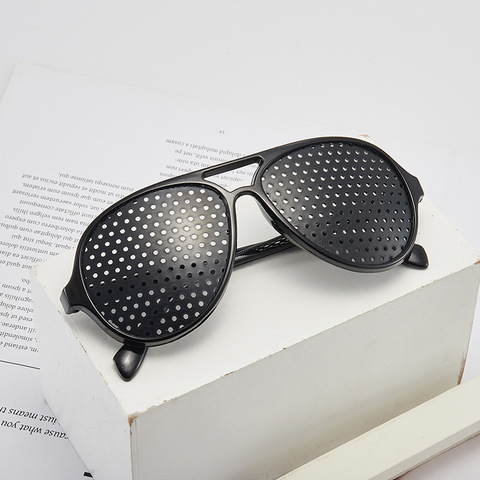 Fashion Relieve Pinhole Glasses Men Corrective Anti-Fatigue Myopia Glasses Reading Black Frame Protector Eyesight Improve Vision ► Photo 1/6