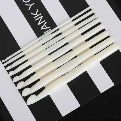 3/4/5/6/7/8/9/10mm Pure White Plastic Handle Crochet Hook Knitting Needles Thick Head Tools DIY Crafts Accessories ► Photo 1/6