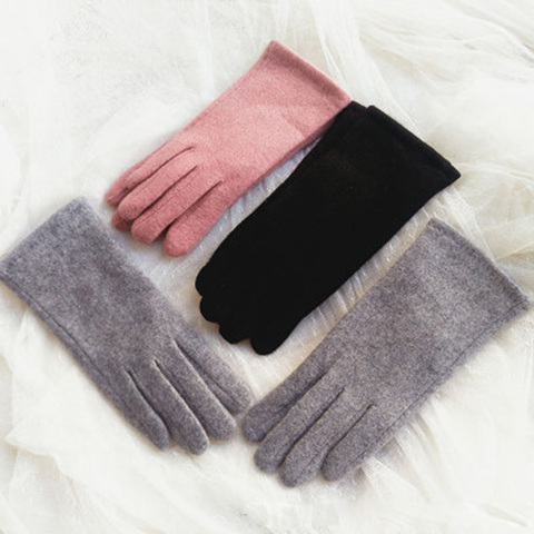 Winter Women's Cashmere Touch Screen Gloves Elegant Pearl Wool Embroidery Velvet Thick Full Finger Warm Driving Gloves K42 ► Photo 1/6