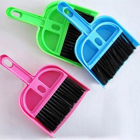 1pcs Mini Desktop Sweep Cleaning Brush table Small Broom multi-function can be hanging desk Dustpan Set 2022 New Fashion ► Photo 1/6