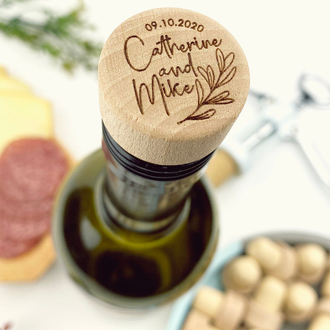 50pcs Personalized Wine Stopper wood 2.8X3X1.8CM engraved Wedding Anniversary Gift Wine Bottle Stopper party logo Decor Favor ► Photo 1/3