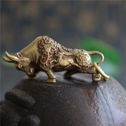 Brass Wall Street Bullfighting Key Ring Pendant Vintage Copper Lucky Bull Keychain Charm Chinese Feng Shui Hanging Jewelry Decor ► Photo 1/6