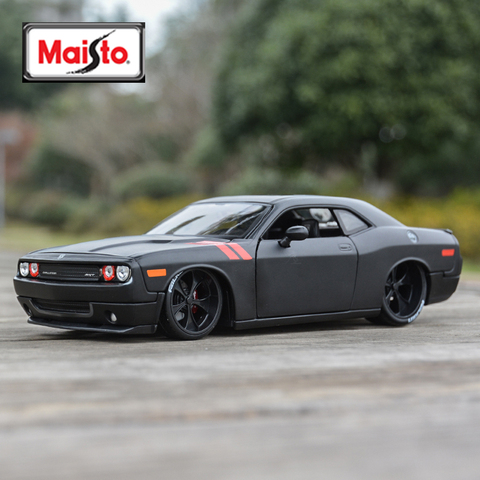 Maisto 1:24 2008 Dodge Challenger Sports Car Static Die Cast Vehicles Collectible Model Car Toys ► Photo 1/6
