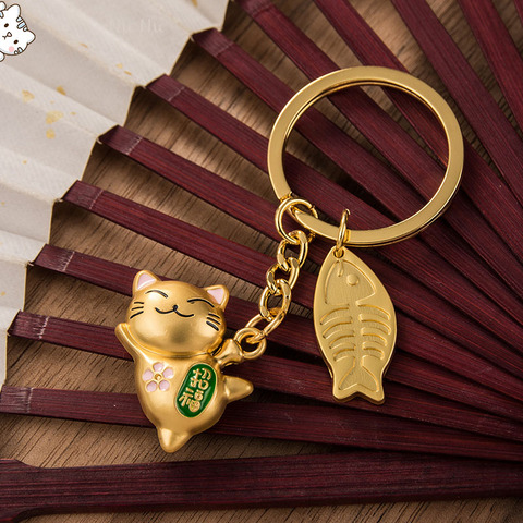 Maneki Neko Japan Lucky Cat Keychain Kawaii Trinkets Alloy Accessory Car Bag Pendant Key Chain Pray Golden Keyfob Couple Gift ► Photo 1/5