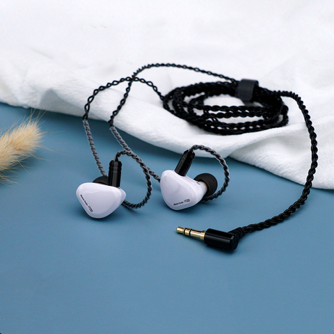 iBasso IT00 dual-chamber graphene moving coil HIFI fever bass in-ear MMCX headphones ► Photo 1/5