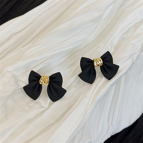 Zeojrlly  Bowknot Metal Women Trendy Stud Earrings Black Bow Earrings Korean Earrings 2022 New Fashion Earrings Female Jewelry ► Photo 1/4