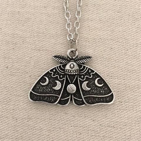 Moon Phase Luna Moth Pendant Necklaces Women Wedding Party Fashion Jewelry Chain Statement Necklace Gifts Female Bijoux ► Photo 1/3