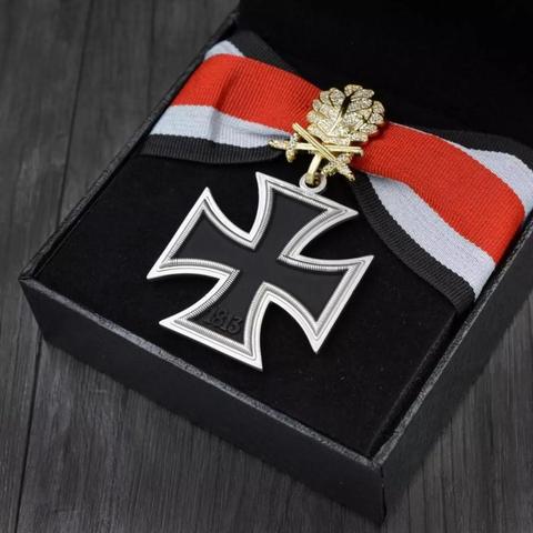 Top Quality 1813 1939 Iron Cross Medal with Diamond Oak Leaf  with certificate and Box ► Photo 1/6