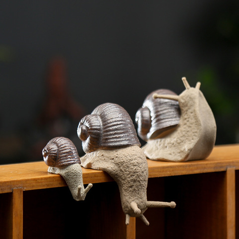 T Ceramic Small Snail Ornaments Bonsai Micro Landscape Home Decoration Accessories for Living Room Tea Pets Desk Decorations ► Photo 1/6