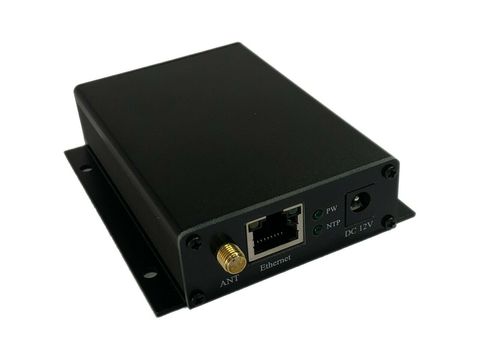 NTP network time server GNSS for GPS, Beidou, GLONASS, Galileo, QZSS with GPS antenna + power adapter ► Photo 1/1