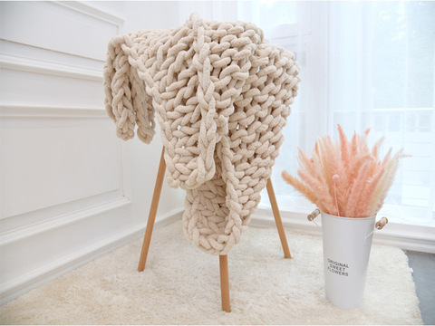 Ins Nordic Fashion Hand Chunky Knitted Chenille Blanket Thick Yarn Wool-like Polyester Bulky Winter Soft Warm Knitted Blankets ► Photo 1/6