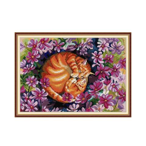 DA472 Cat in flowers cross stitch kit aida 14ct 11ct count printed canvas stitches embroidery DIY handmade needlework ► Photo 1/1